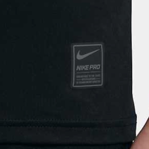 SOLD 🛍 Nike Boys’ Fitted Pro Shirt - Picture 5 of 6